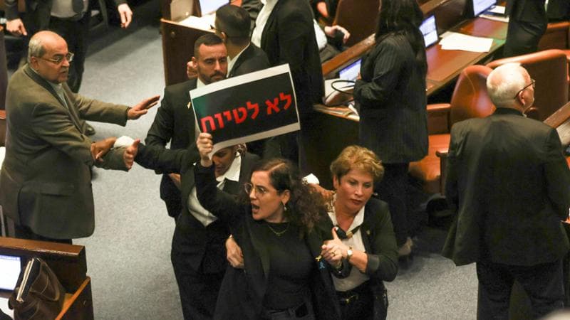 Israele, sì della Knesset alla Commissione d’inchiesta sul 7 ottobre: proteste contro Netanyahu 1