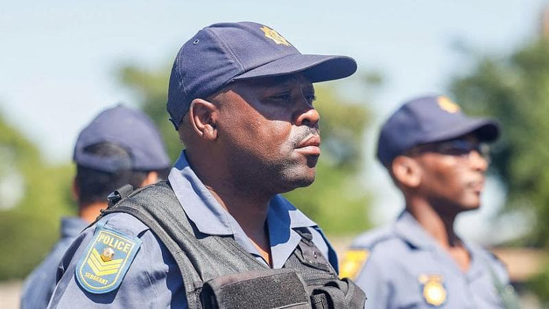 Sudafrica, uomini armati uccidono 9 persone vicino a Johannesburg 1