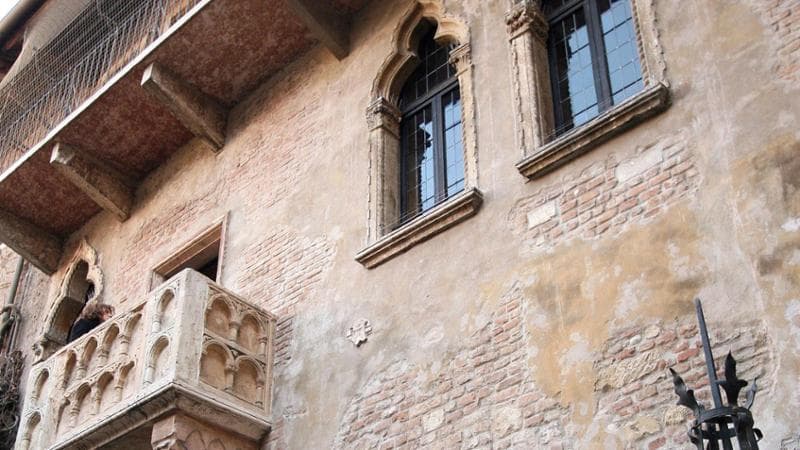 Il balcone di Giulietta o il giro in gondola? Per il Telegraph sono da evitare: niente di romantico 1