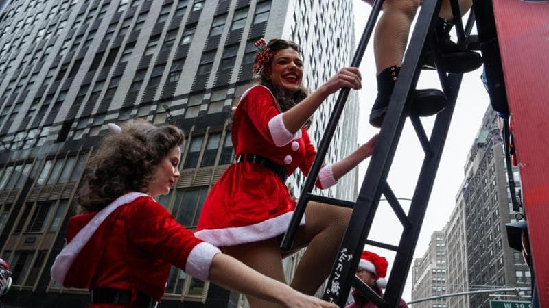 La riscossa delle “Mamme Natale”: negli Stati Uniti sono sempre più richieste alle feste 3