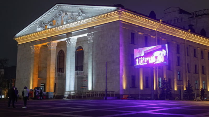 Mariupol, beffa per i russi: salta la riapertura a Capodanno del teatro simbolo dei crimini di Putin 1