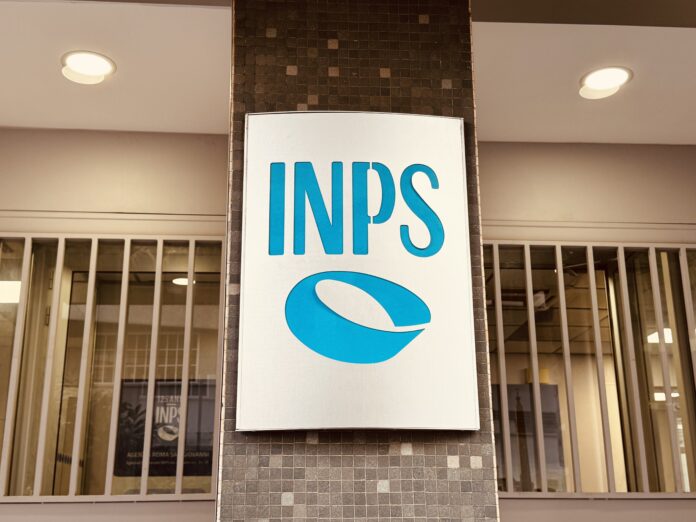 Settimana Corta per l’INPS: Tutti i Pagamenti dal 22 al 24 Dicembre 1