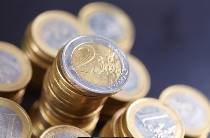 Tassa sui Pacchi da 2 Euro: Nuova Stangata su Spedizioni e Regali degli Italiani 1