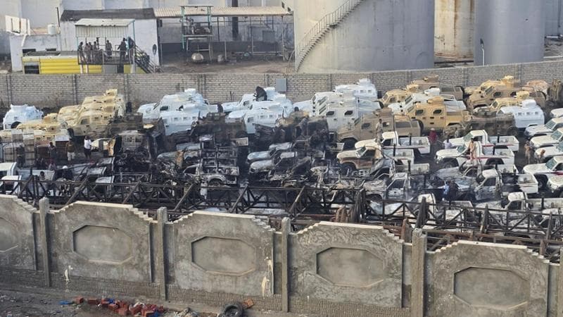 Yemen, i sauditi accusano gli Emirati di armare i separatisti e bombardano un porto 1