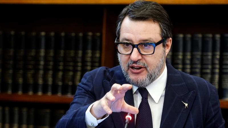 Accoltellato a scuola, Salvini: “Stretta subito sulla sicurezza”. Pd e Avs: cinica strumentalizzazione 1