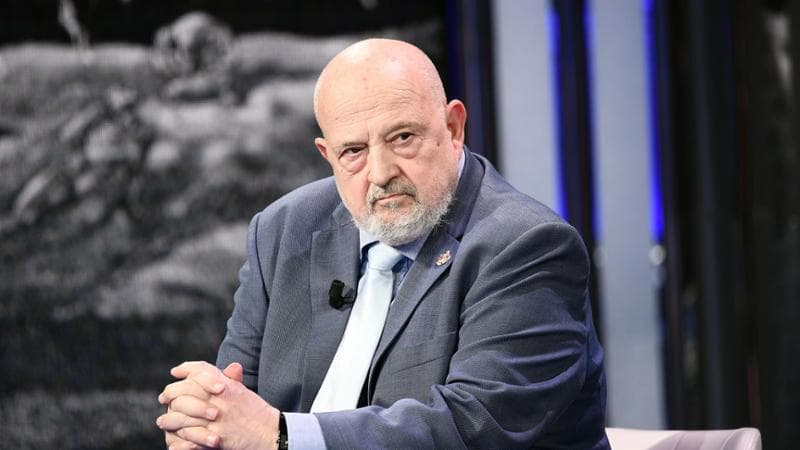 Cardini: “Come in Ucraina la premier stia con l’aggredito. Donald andrebbe destituito” 1