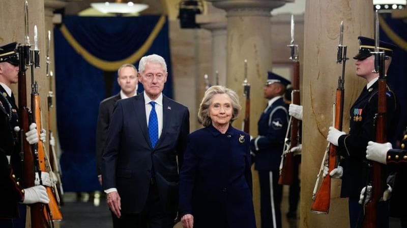 Caso Epstein, il Congresso statunitense inizia un'inchiesta sui Clinton. 1