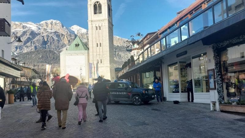Cortina, rapina in gioielleria: la prima nella storia della località “regina” delle Dolomiti 1