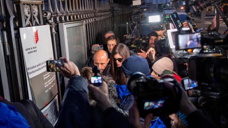 Crans-Montana, gli altri guai dei Moretti. “Comprarono una Maserati con i fondi per il Covid” 1