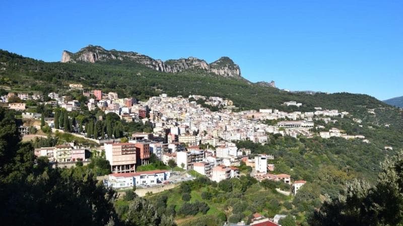 Dal Cannonau alla Befana: Jerzu, borgo vinicolo di 3mila abitanti, vince 1,5 milioni di euro alla Lotteria Italia 1