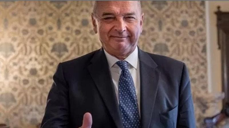 Dipiazza, il sindaco di Trieste ormai perso tra meme infantili, sessismo e bodyshaming 1