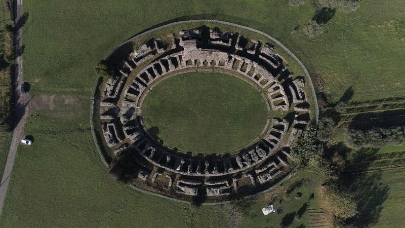 Gaetano Savatteri racconta la Guida di Repubblica Le Strade dell’Archeologia: “Un patrimonio a portata di mano” 1