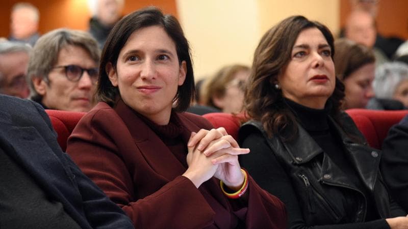 Giustizia, sala gremita per il No al referendum. Schlein: “Meloni vuole dirci chi comanda” 1