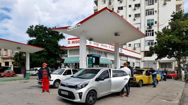 Gli Stati Uniti intendono isolare Cuba: "Tariffe per chi esporta petrolio" 1