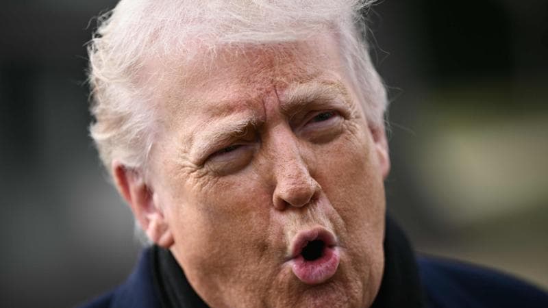 La guerra dello champagne: Trump moltiplica i dazi per vendicarsi di Macron 1