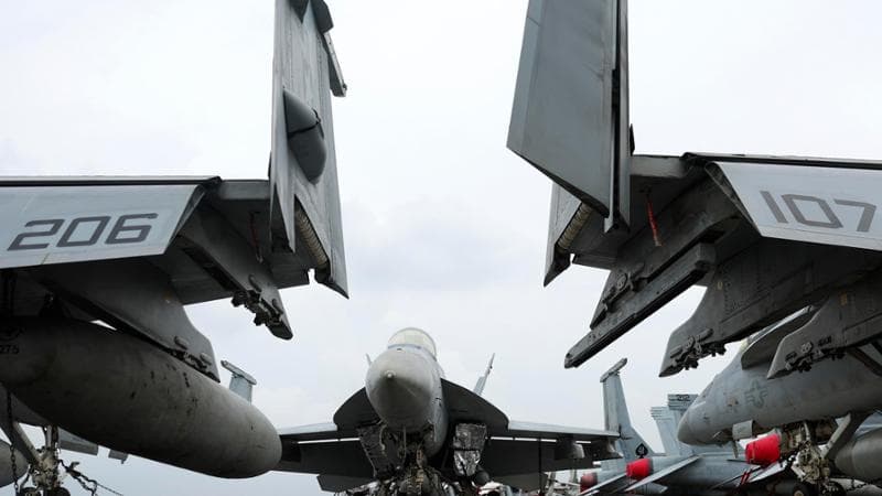 L’armata Usa attorno all’Iran, Trump chiede di studiare “mosse decisive” 1