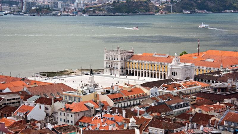 Mistero in Portogallo, negli ultimi 30 giorni picco di decessi. Il ministero: “Epidemia influenzale” 1