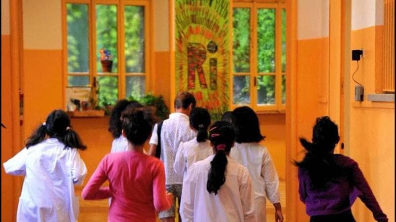 Scontro su una circolare nelle scuole: “Schedati alunni palestinesi”. Mim: “Serve per accoglienza” 1