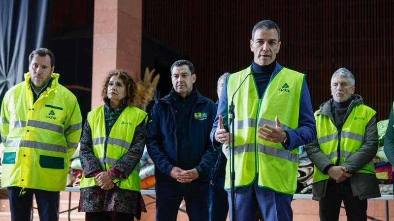 Spagna, a seguito degli incidenti ferroviari Sánchez è sotto accusa: indetti tre giorni di sciopero. 1