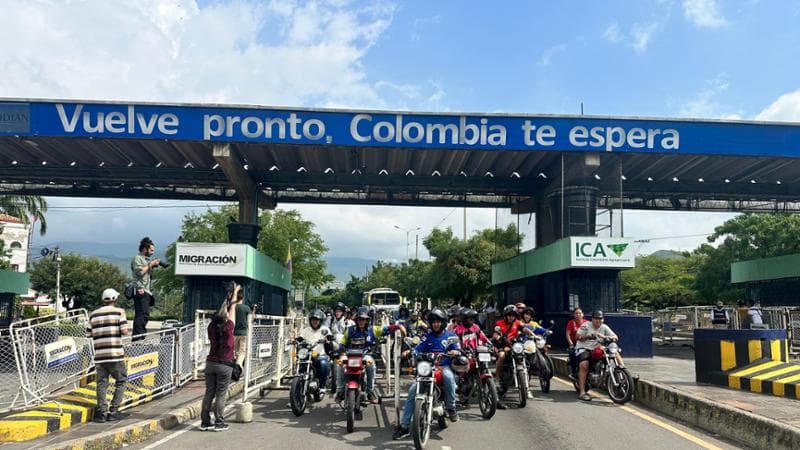 Venezuela, alla frontiera tra i profughi fuggiti da bombe e regime. “É presto per tornare” 1