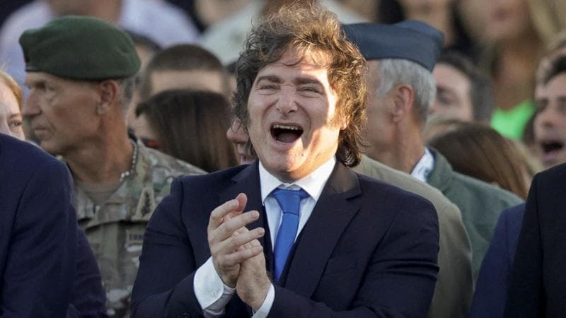 Argentina, aumento delle ore lavorative e semplificazione dei licenziamenti: manifestazioni contro la riforma economica di Milei. 1