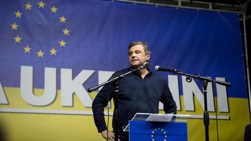 Calenda ironizza su Salvini: “Anche il treno sovietico per Kiev è in orario, rifletti un attimo” 1
