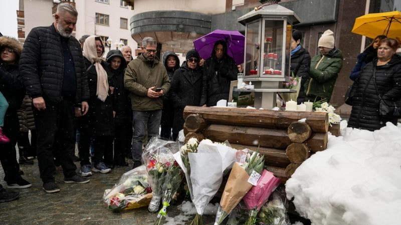 Crans-Montana, in Svizzera, assegna 50mila franchi a ciascuna famiglia danneggiata. 1