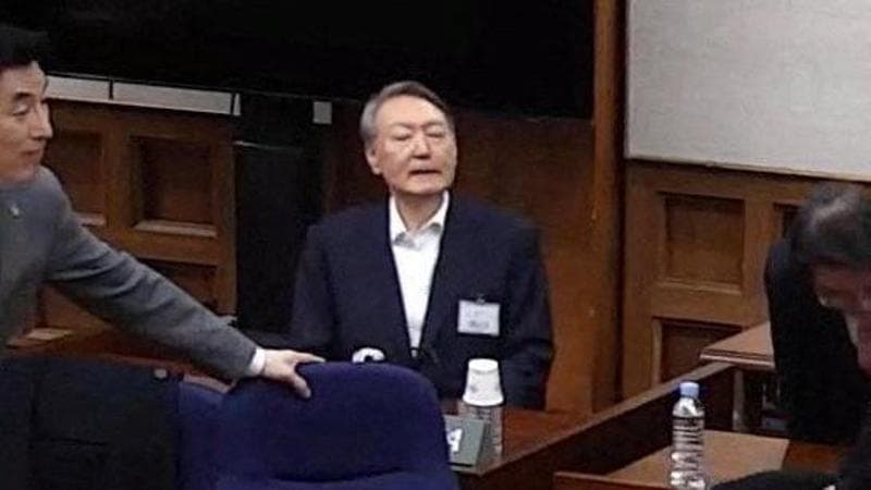 Dichiarata la legge marziale in Corea del Sud: l'ex presidente Yoon condannato all'ergastolo. 1