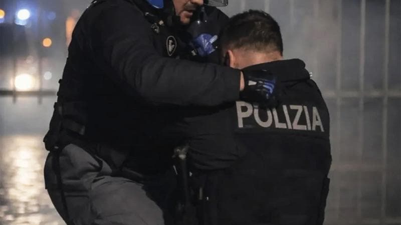 Divieto di accesso alle piazze per i condannati, fermo preventivo e divieto di possesso di armi per i minorenni: approvato il decreto sulla sicurezza. 1