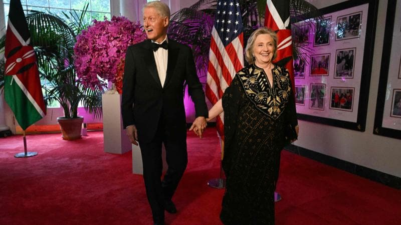 Epstein, i Clinton cambiano idea: si presenteranno a testimoniare al Congresso. 1