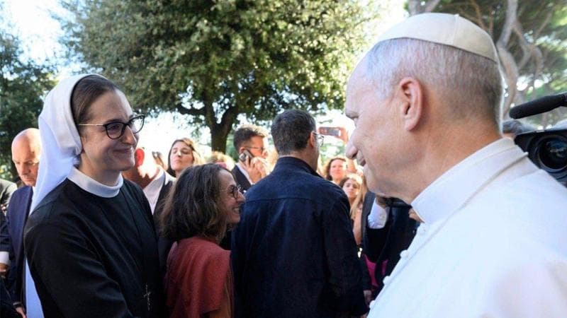 Ex giornalista, divenuta anni fa devota a Medjugorje: chi è la vice direttrice della sala stampa del Vaticano 1