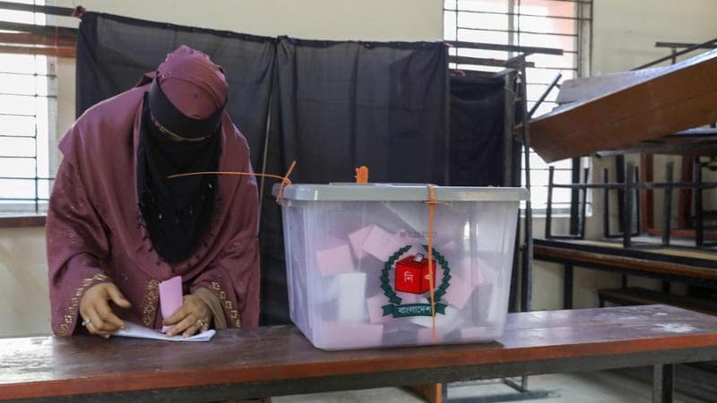 Il Bangladesh si prepara alle elezioni a due anni dalle manifestazioni della Generazione Z, Yunus: “Creiamo una nuova nazione” 1