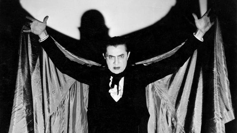Il fascino eterno dei vampiri, da Dracula ai recenti musical primaverili. 1