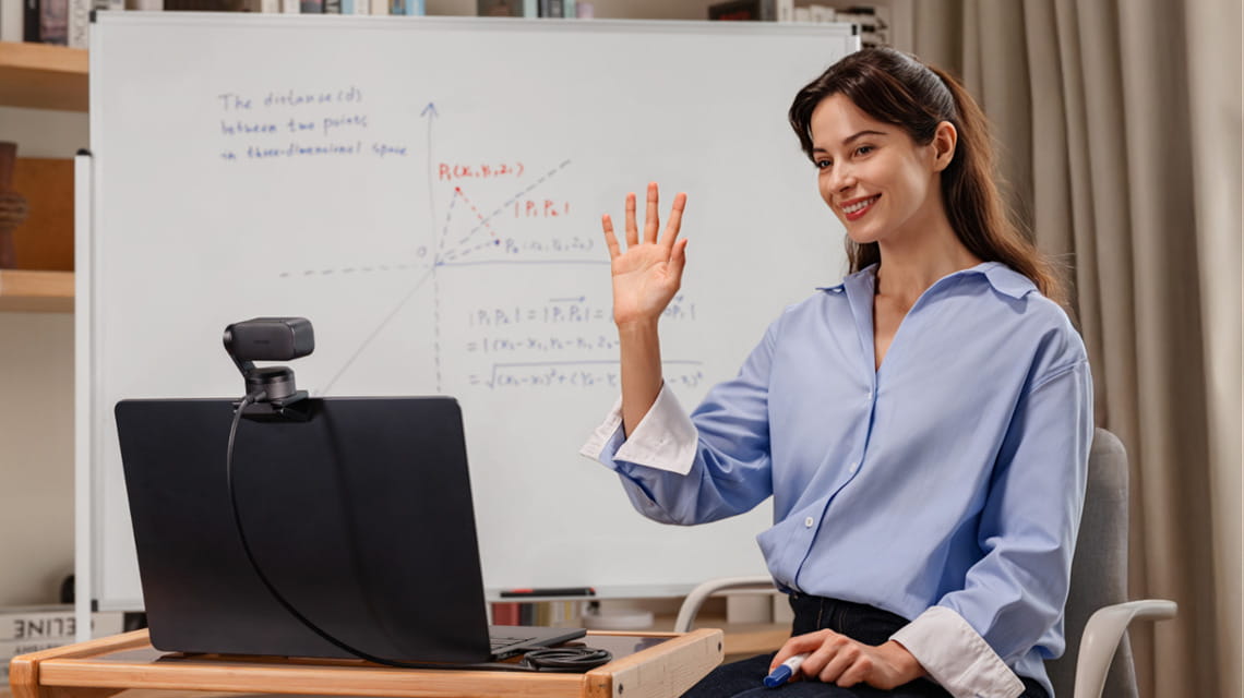 Insta360 presenta nuove opzioni per professionisti e creatori: dalla webcam Link 2 Pro alla videocamera X5. 2