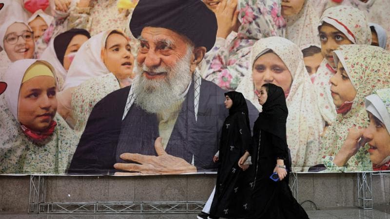 Iran, Khamenei pianifica la sua successione: “In caso di morte, il potere passerà a un triumvirato” 1