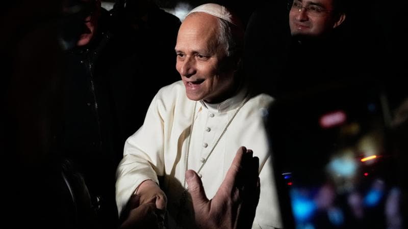 Laici e donne in posizioni di rilievo al Vaticano, la strategia che facilita il cammino per papa Leone. 1