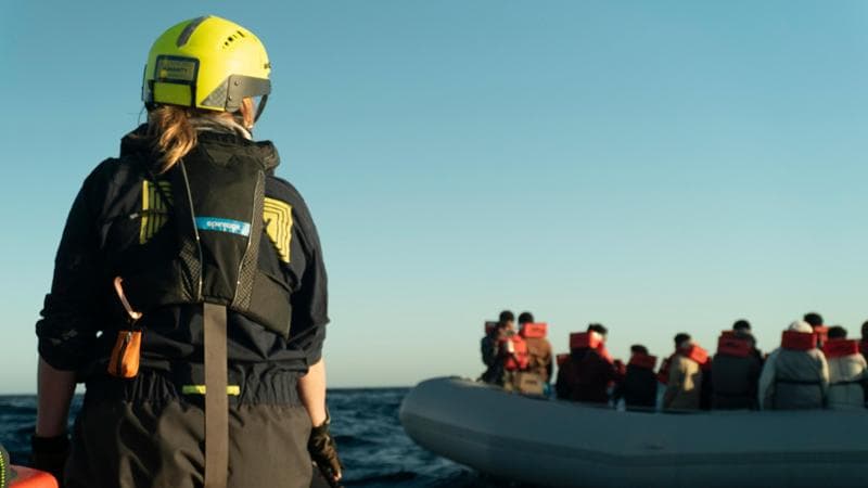 Legge sui migranti: le nuove disposizioni riguardanti le acque territoriali italiane. 1