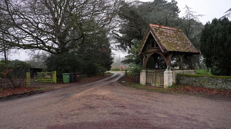 L'ex duca di York abbandona il Royal Lodge a seguito del caso Epstein. 1