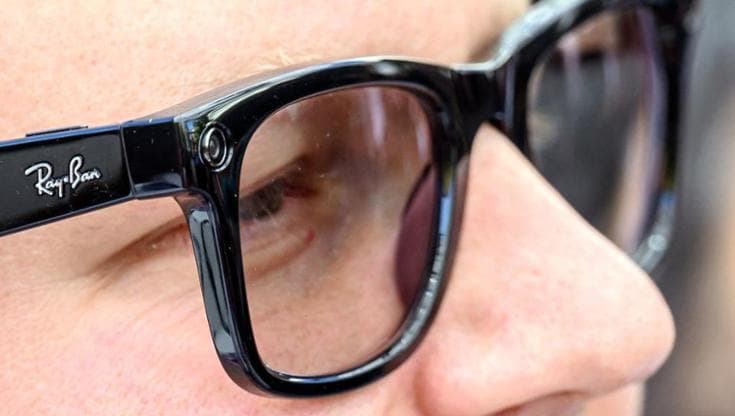 Meta valuta l'inserimento della tecnologia di riconoscimento facciale nei suoi occhiali intelligenti. 1