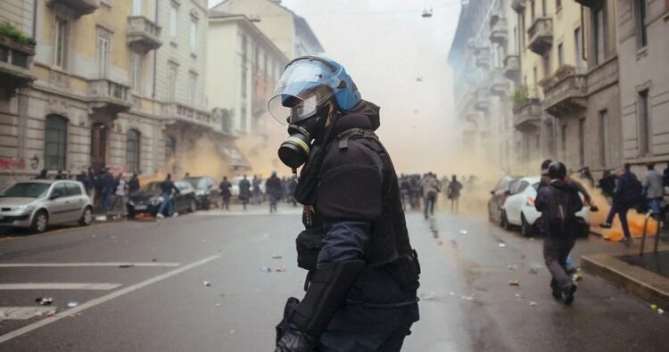 Nuovo programma di sicurezza: tra proteste e gruppi giovanili violenti. 1