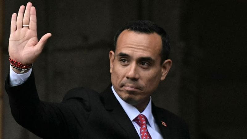 Perù, rimosso il presidente ad interim José Jerí: “Colloqui non ufficiali con cinesi” 1