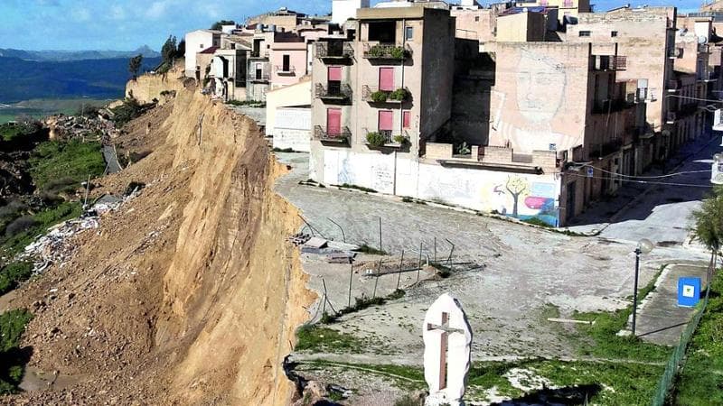 Preoccupazioni e professionisti della salute mentale. La ripresa delle lezioni per i bambini di Niscemi 1