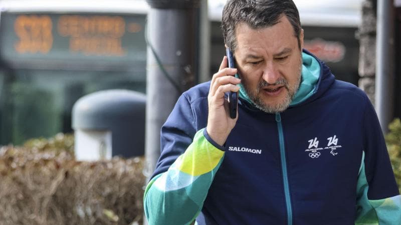 Protezione per i politici, l'esecutivo mantiene riservati i dati "per motivi di riservatezza". Tuttavia, Salvini li rendeva pubblici nel 2019. 1