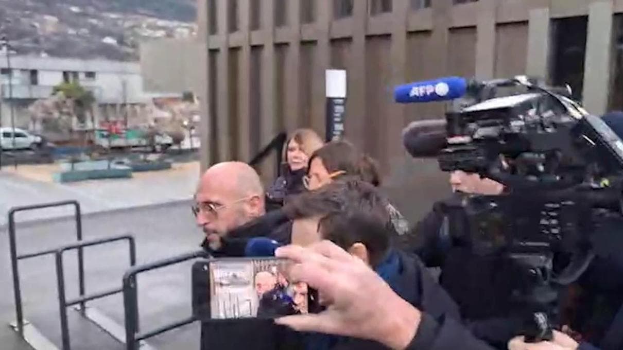 Responsabile della sicurezza del Comune di Crans in aula: privo del certificato antincendio. Cellulare sequestrato. 1