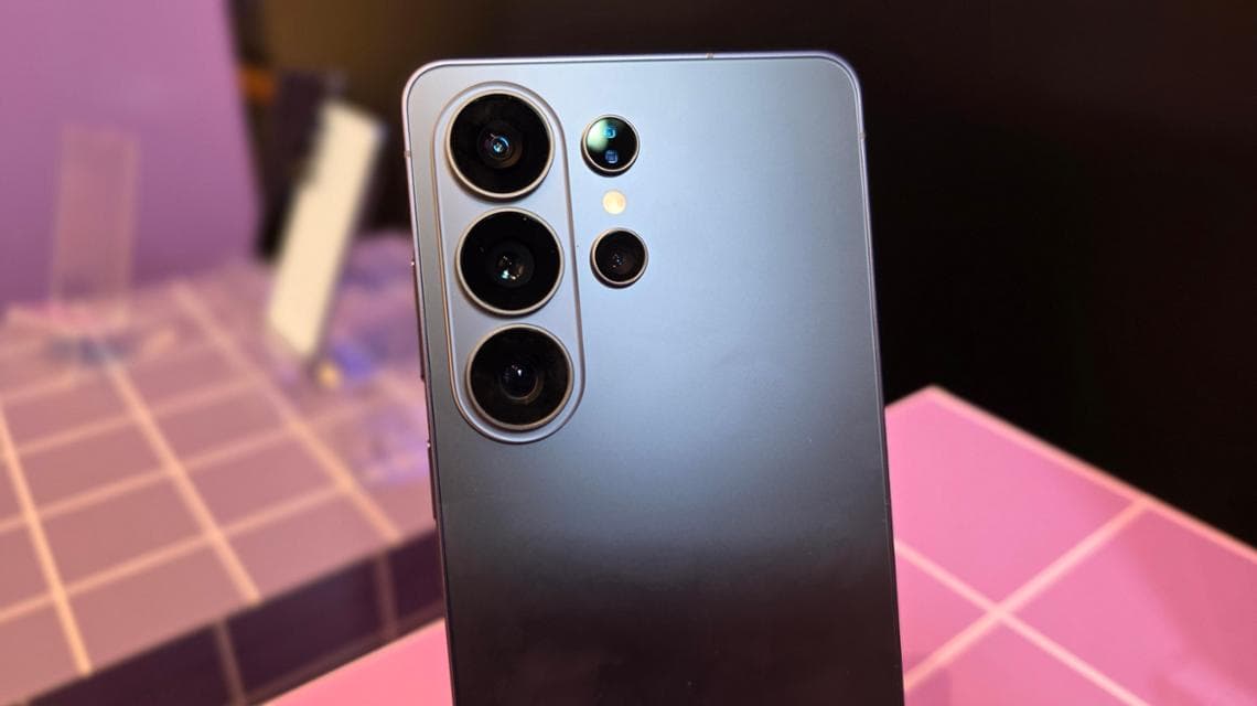 Samsung Galaxy S26: Intelligenza Artificiale, Schermo per la Privacy e Costi in Italia 6