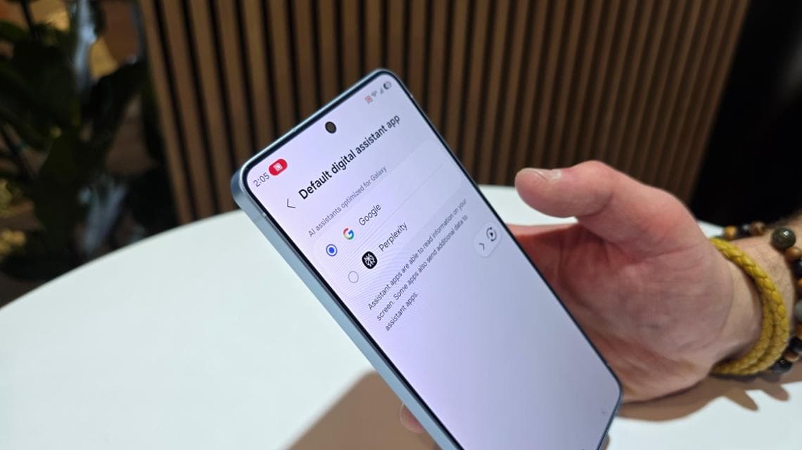 Samsung Galaxy S26: Intelligenza Artificiale, Schermo per la Privacy e Costi in Italia 5