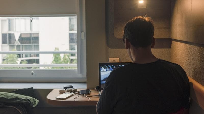 Save the Children: un giovane su quattro subisce comportamenti violenti in una relazione. 1