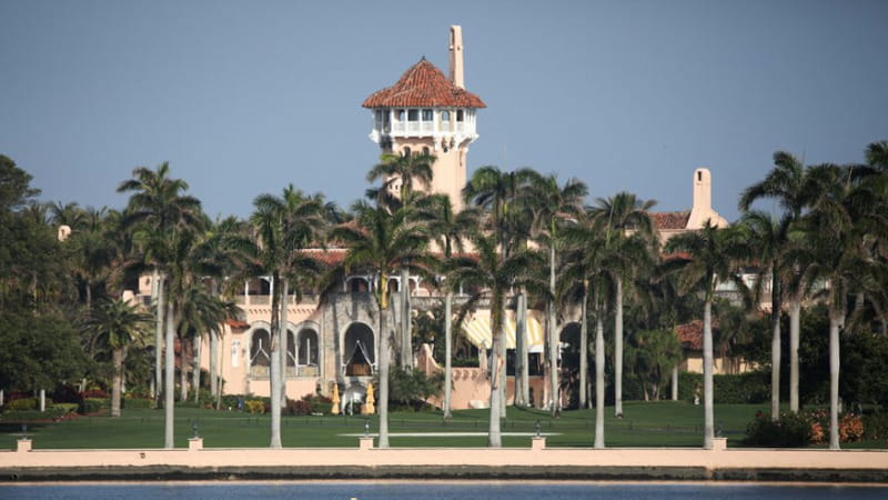 Un giovane di vent'anni armato tenta di accedere alla residenza di Trump a Mar-a-Lago e perde la vita. 1