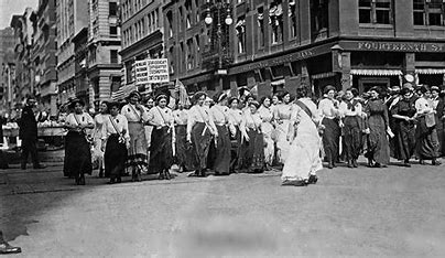 8 marzo: un racconto di battaglie e sacrifici femminili 1