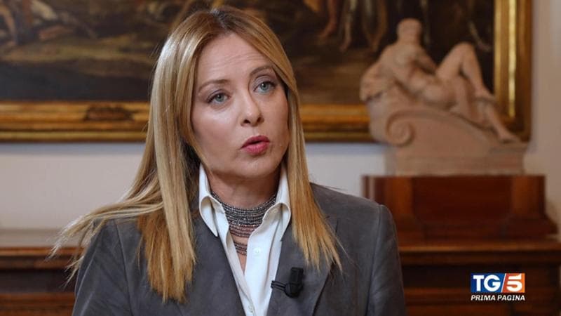 Allerta per la sicurezza: in Italia si contano 28mila potenziali obiettivi. La premier: Teheran deve interrompere le sue azioni. 1